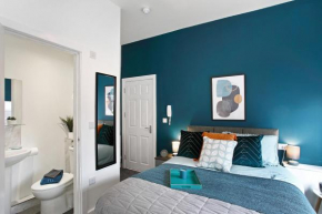 9 Guest, 77 Averill Street - On street parking available!
